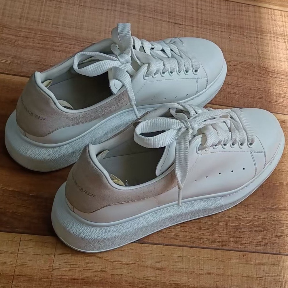 McQueen women's sneakers - Picture 2 of 4